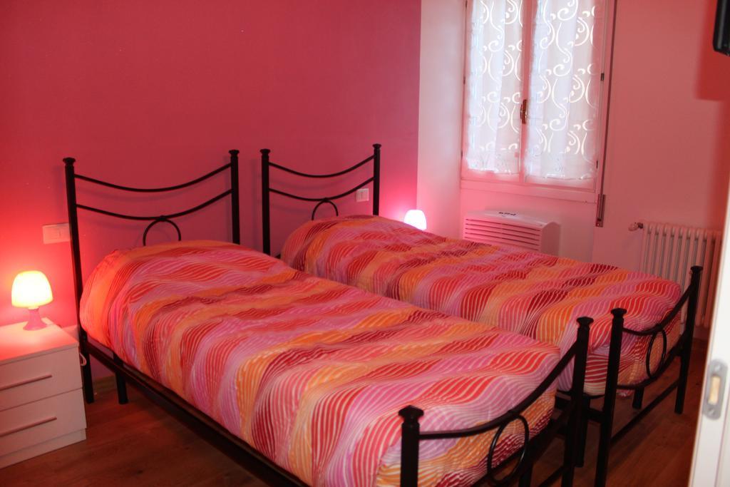 Rooms Of Love Pavia Room photo
